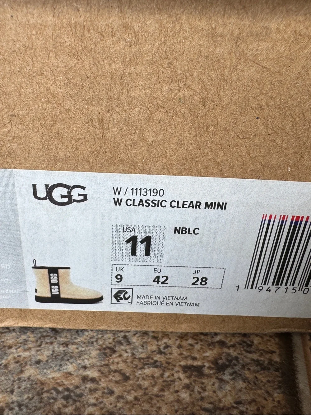 NEW!!! UGG Classic Clear Mini Pull-On Waterproof Boots- Cream, Women’s Size 11
